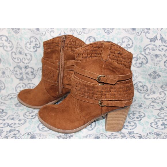 Altar'd State Mini Western booties Women's Size 8‎ - Picture 1 of 10